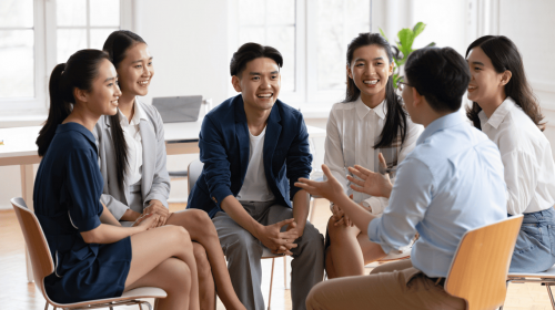 ./images/blog/Team Building กับศิลปะการตั้งคำถาม: ถามอย่างไรให้ทีมเข้าใจกันลึกขึ้น 